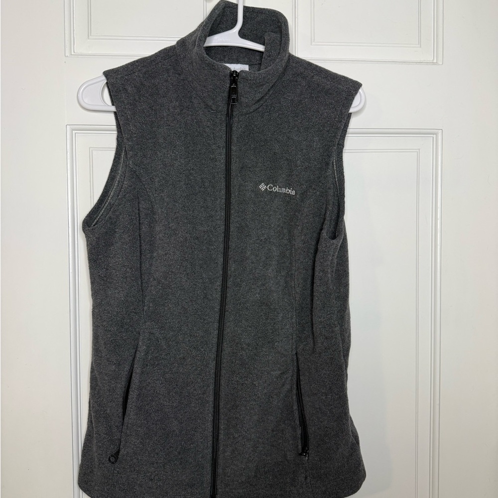 Columbia Gray Women’s Fleece Vest
